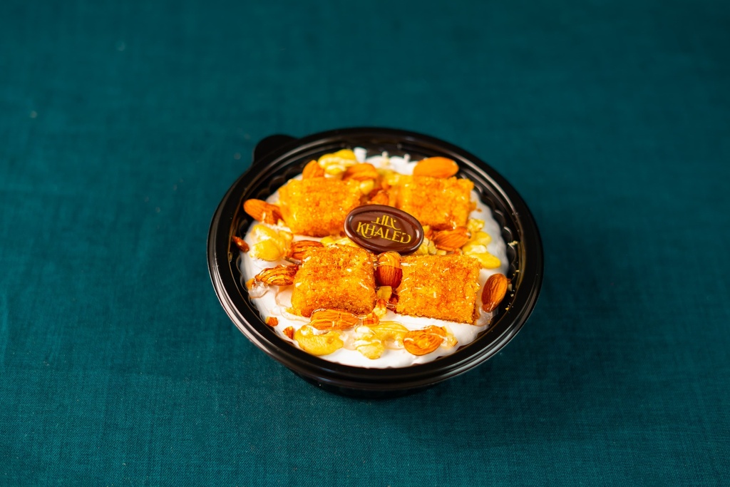 لبنيتا بسبوسة مكسرات