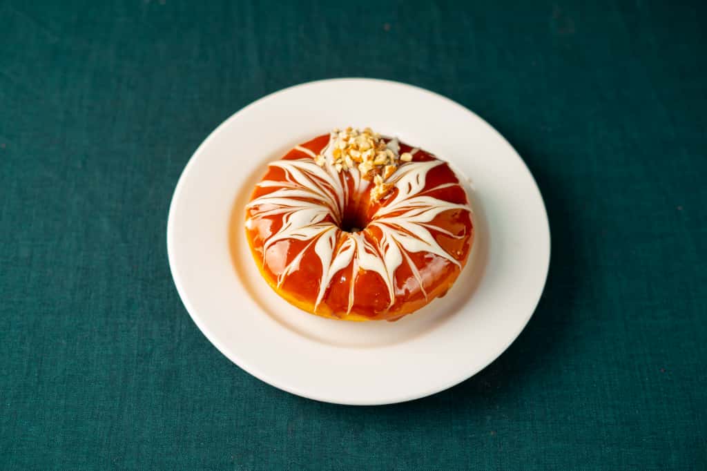 قطعة دونتس كراميل