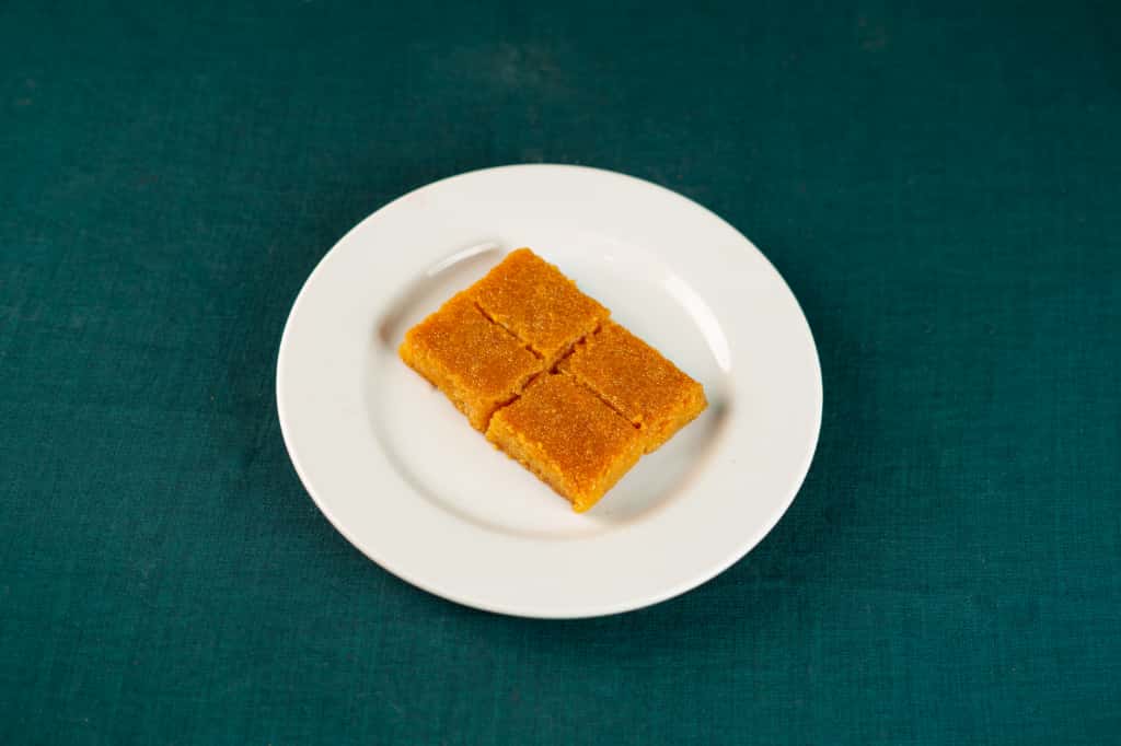 بسبوسة سادة