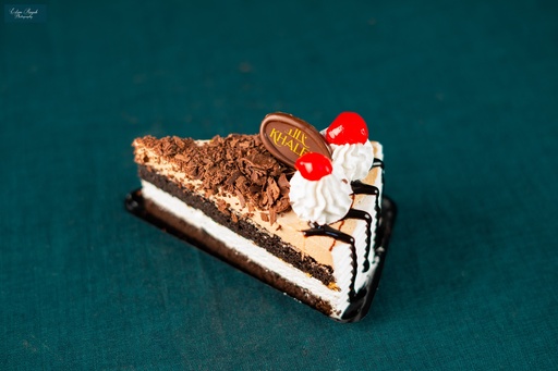 [111] بلاك فورست كاترينج